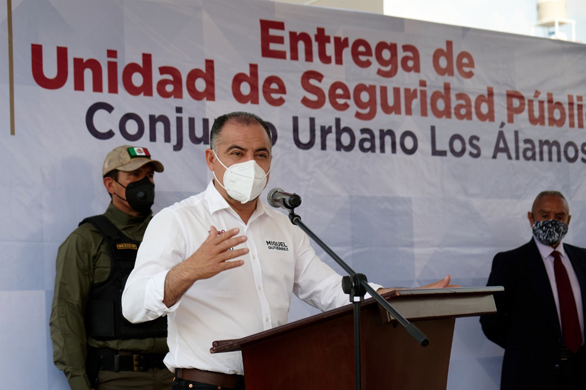 Boletín 185.- Miguel Gutiérrez inicia la Gira de Entrega de Patrullas para Unidades Habitacionales en Los Álamos y Pueblo Nuevo