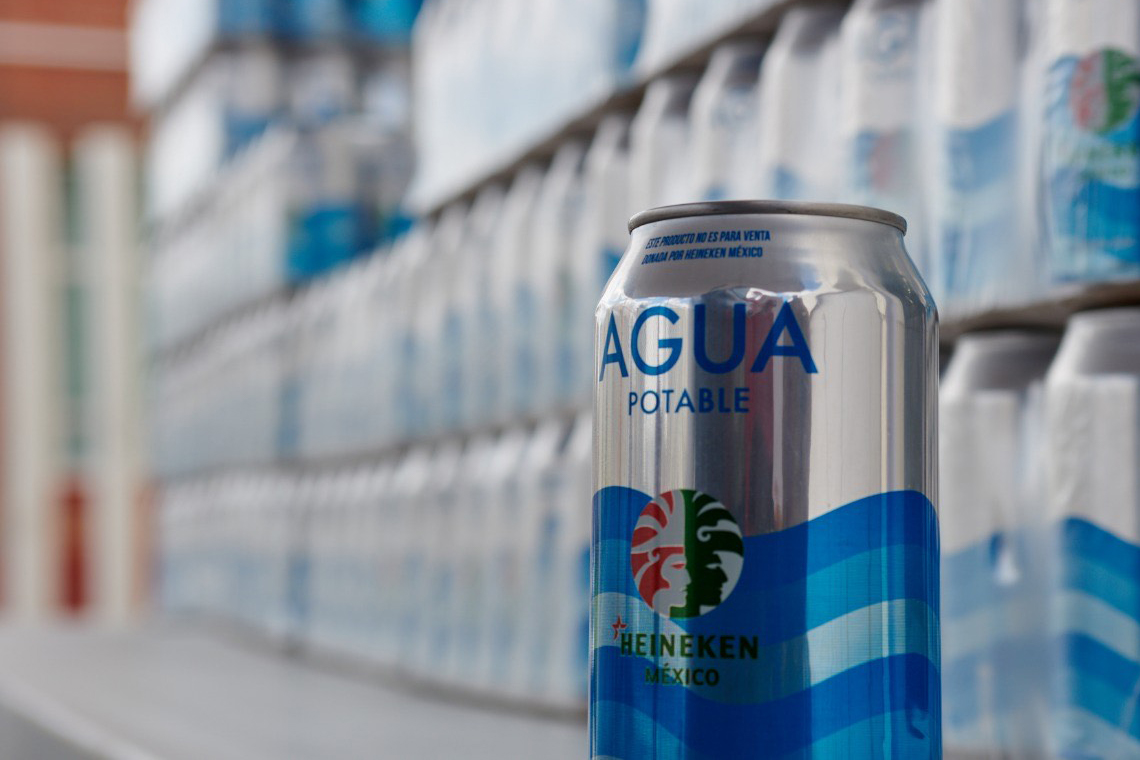 Boletín 280.-Heineken México dona 15 mil latas de agua purificada para Chalco