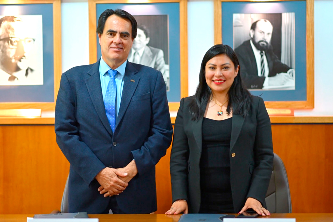 Boletín 070.-  Abigail Sánchez firma convenio con la UAM Xochimilco