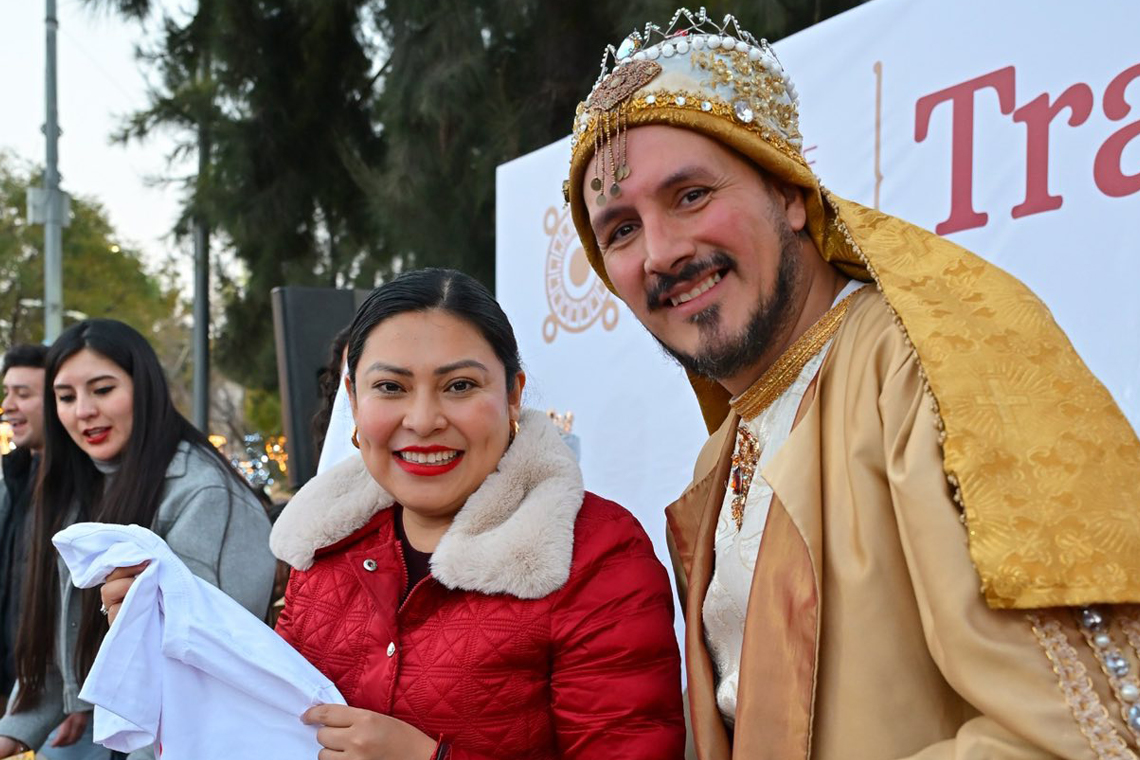 Boletín 122.- Abigail Sánchez encabeza Tradicional Entrega de Rosca de Reyes